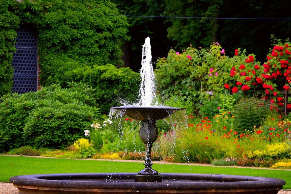 fountain maintain